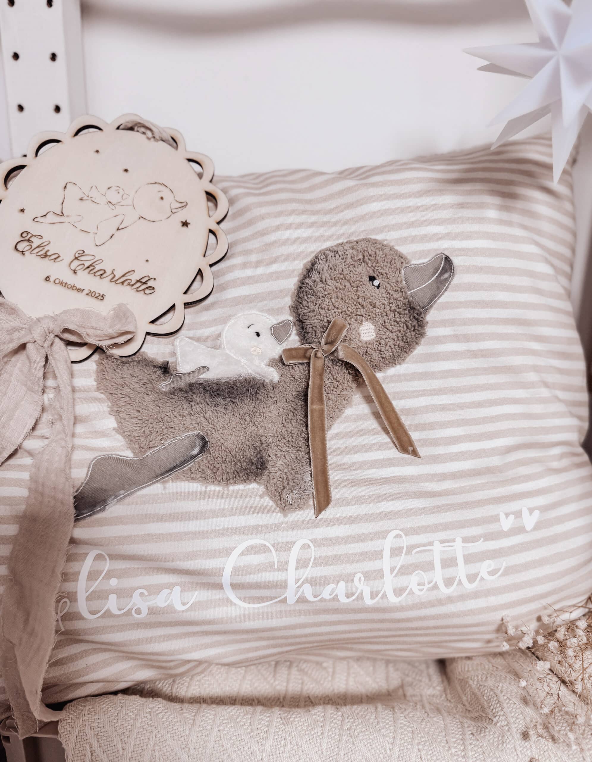 Elli und klein Lou stickdatei xaxeludesign