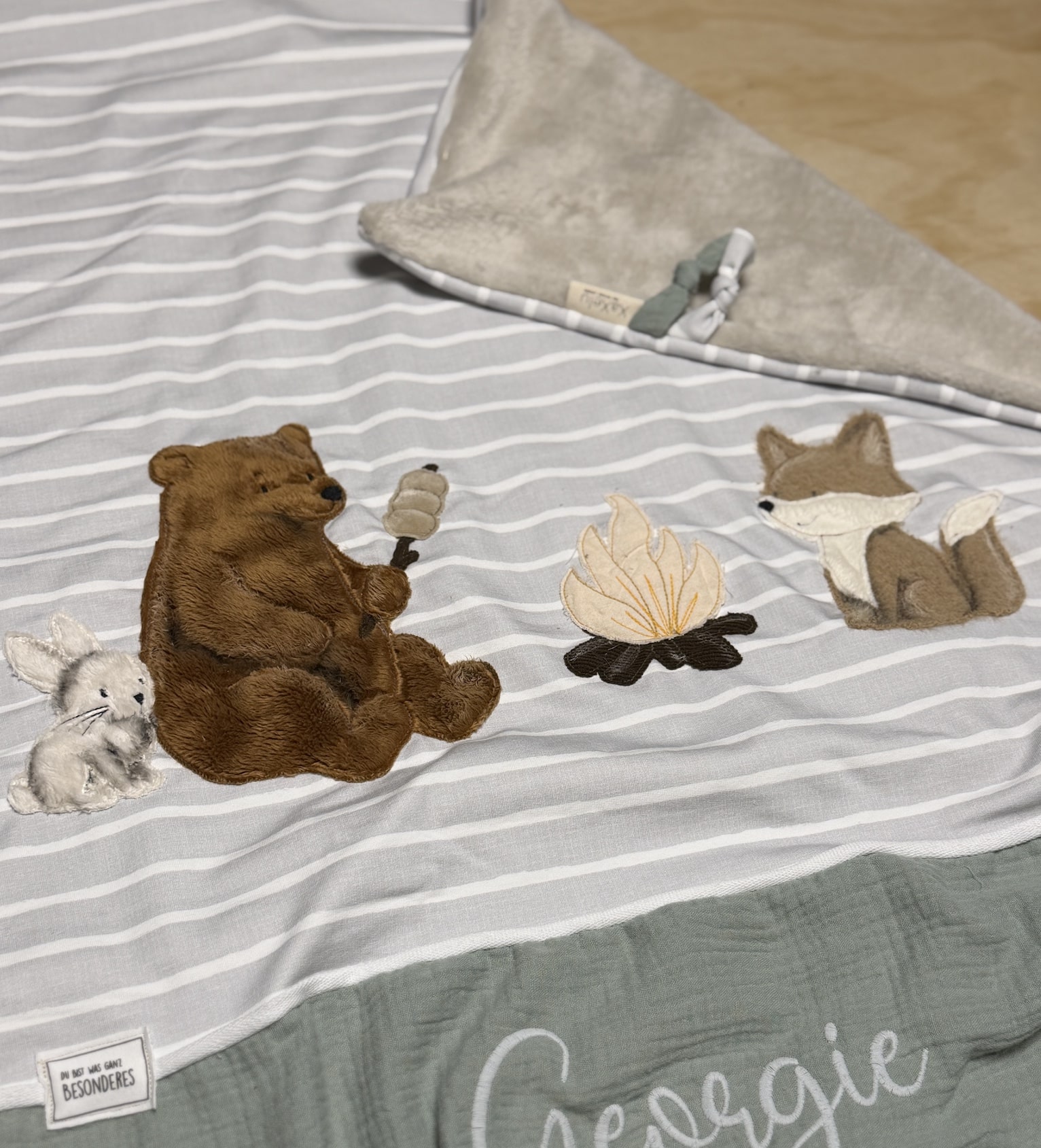 xaxelu Andrea Schott