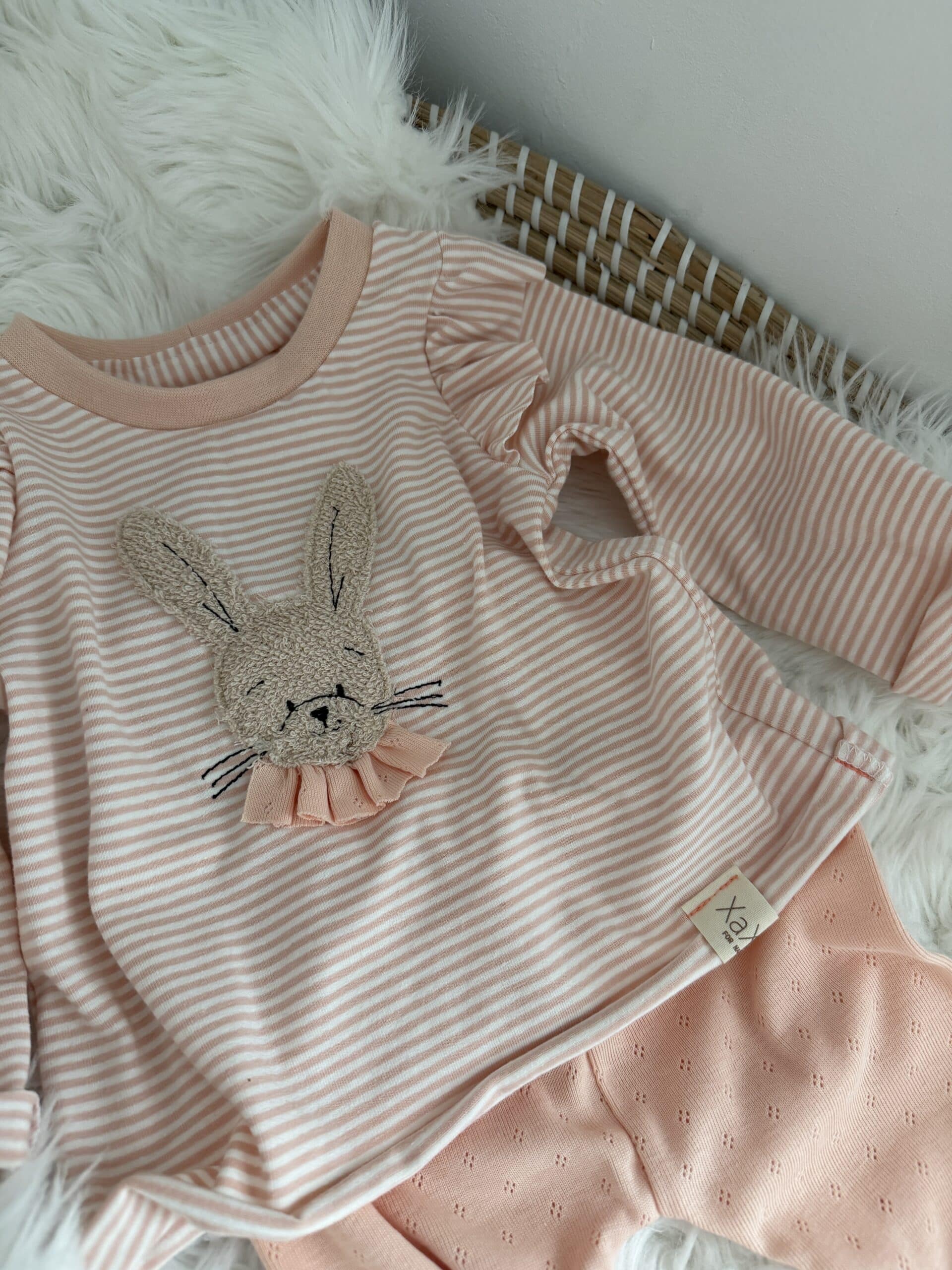 Retro Bunny Stickdatei – Bild 3